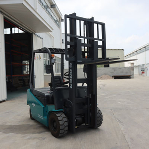 2000 公斤 2.0 吨容量重型液压电动叉车，带全交流电机